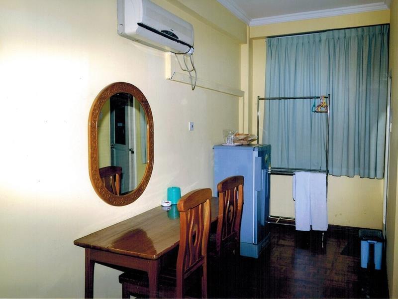San Yar Shwe Pyi Hotel Yangón Exterior foto