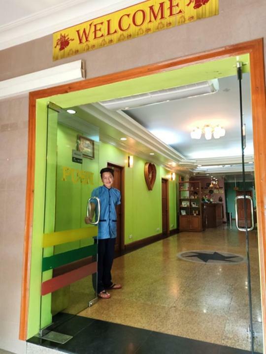 San Yar Shwe Pyi Hotel Yangón Exterior foto