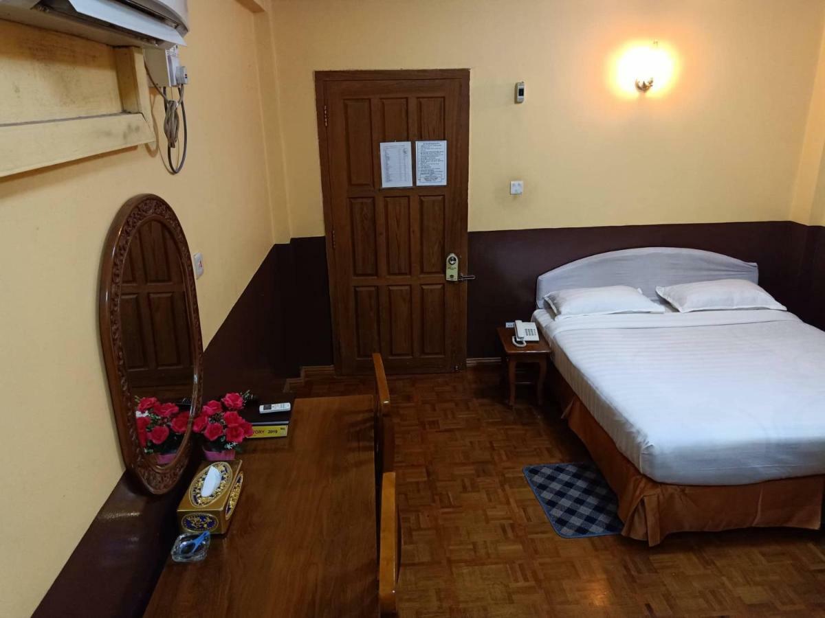 San Yar Shwe Pyi Hotel Yangón Exterior foto
